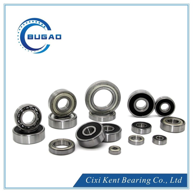 Deep Groove Ball Bearing gemaakt van lagerstaal voor radiale ladingsrichting en levensduur